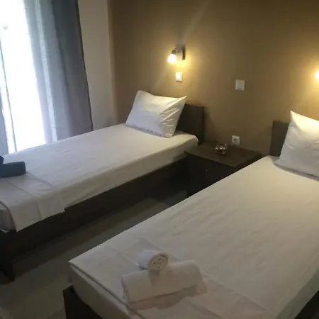 Aparthotel Avra