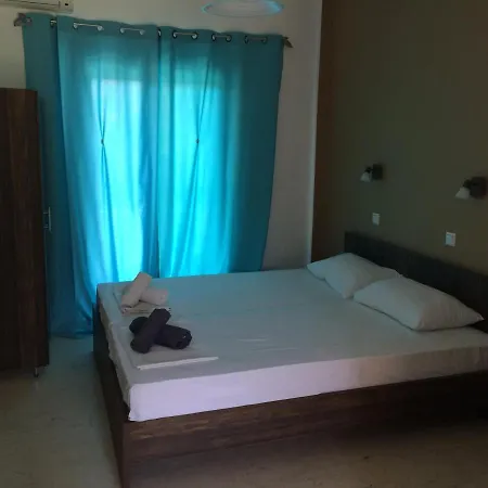 Aparthotel Avra *