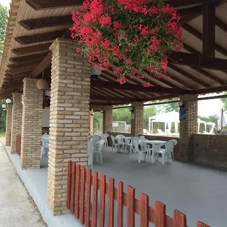 Aparthotel Avra Lefkimmi (Corfu)