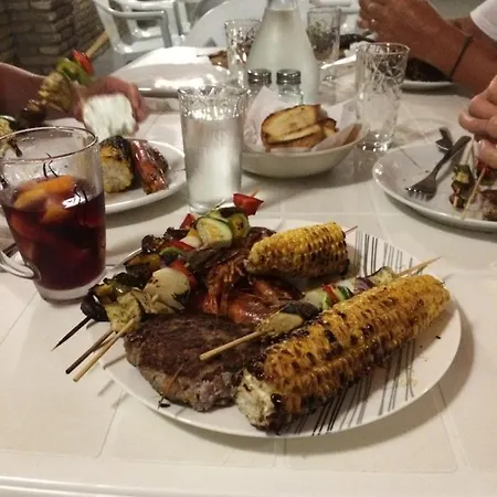 Avra Aparthotel *