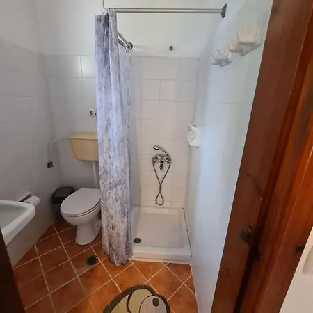 Aparthotel Avra